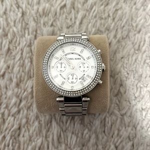 Michael Kors - Silver Watch